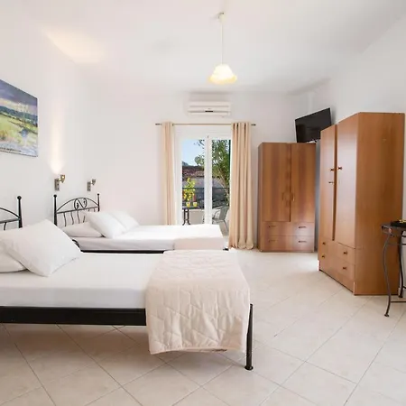Spacious Lefkada Mountain View Near Holiday home Dragano